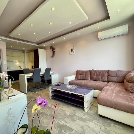 Апартамент Чаролит / Apartment Charoite Μπουργκάς Εξωτερικό φωτογραφία