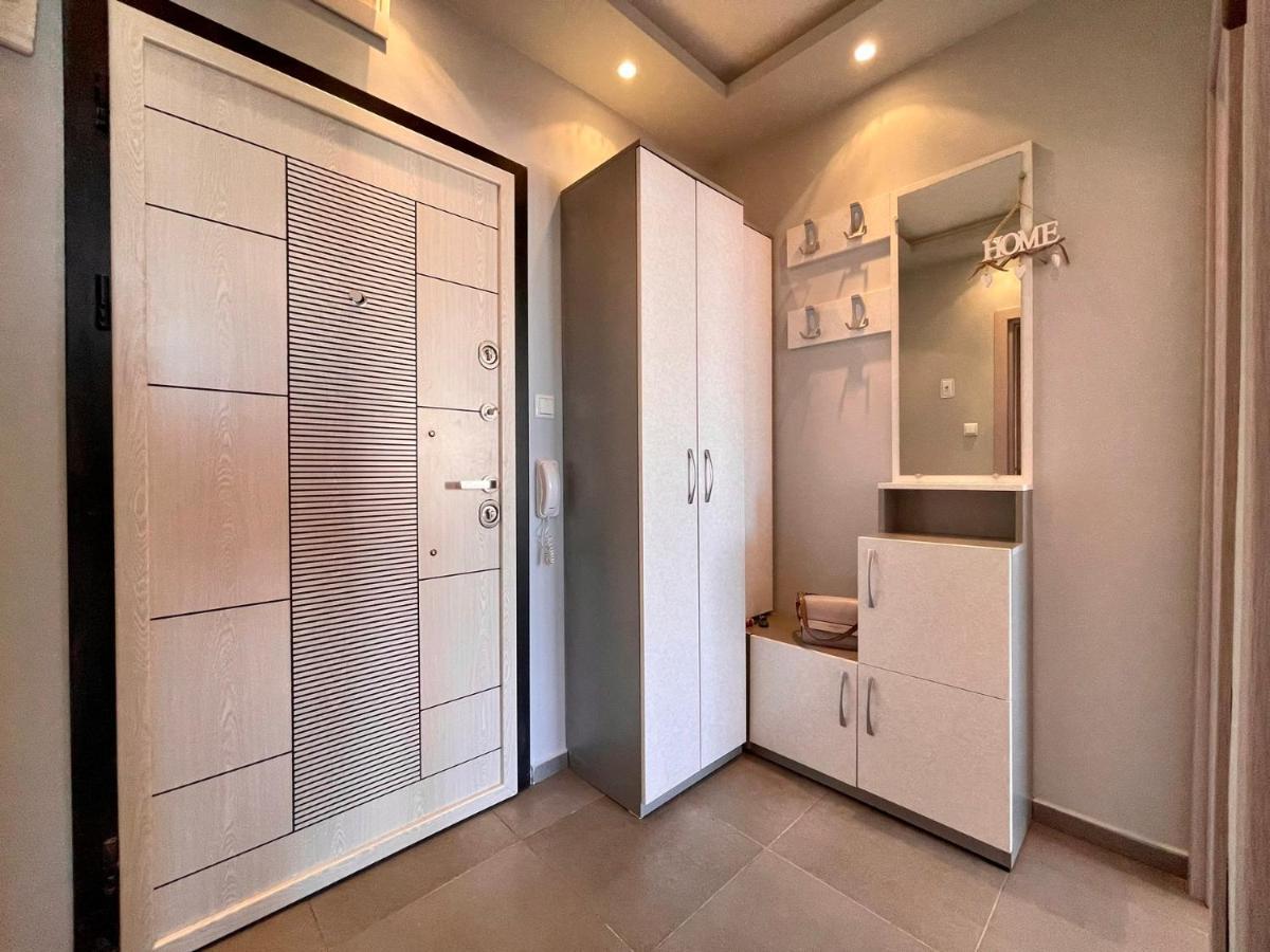 Апартамент Чаролит / Apartment Charoite Μπουργκάς Εξωτερικό φωτογραφία